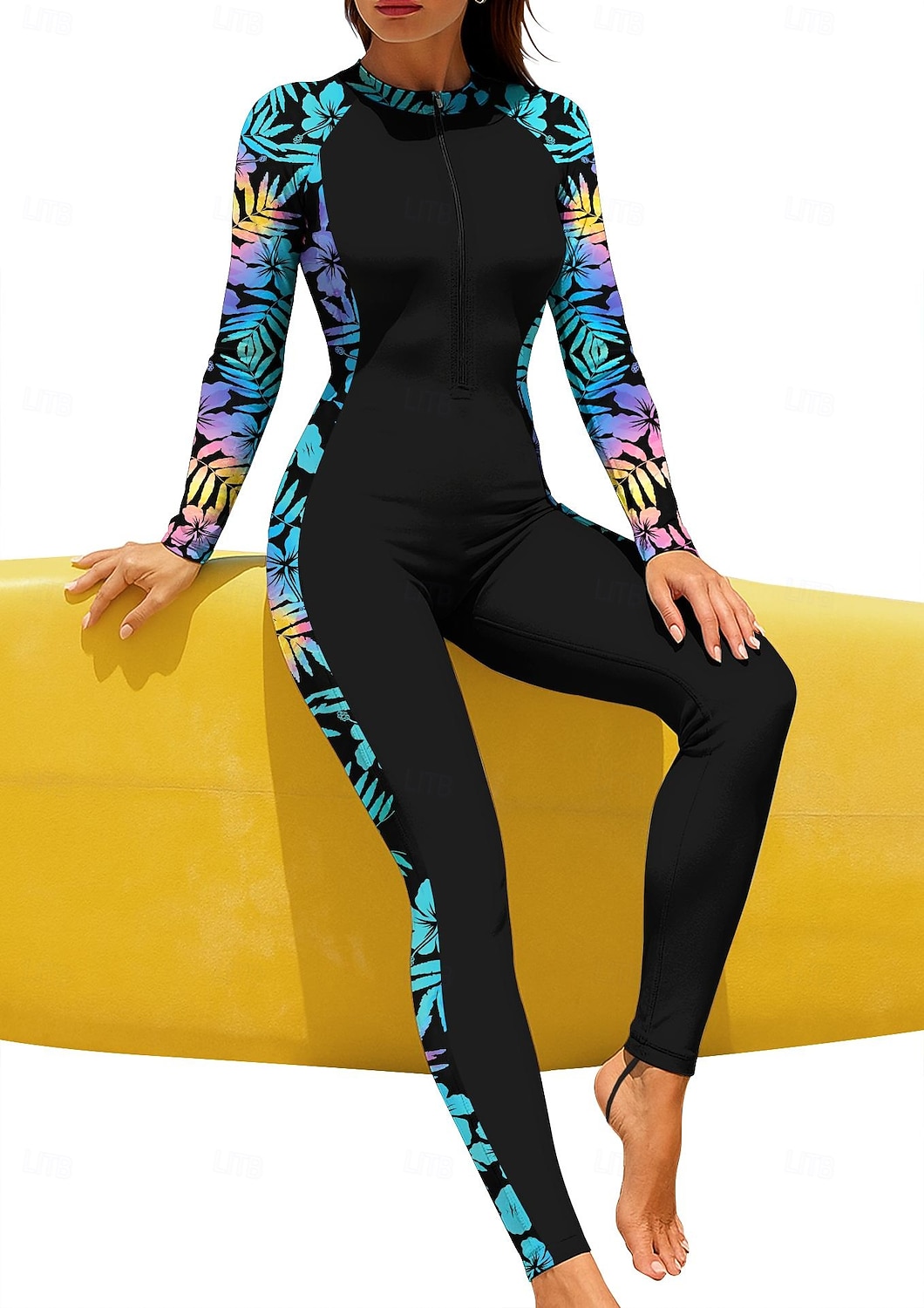 Femmes Standard Maillot Anti UV Rashguard intégral Maillot de bain Floral Tropical avec soutien-gorge intégré ​fermeture éclair sur le devant Protection Solaire UV Couvrant UPF50+ manche longue Coque de 2026 ? $49.99 –P1