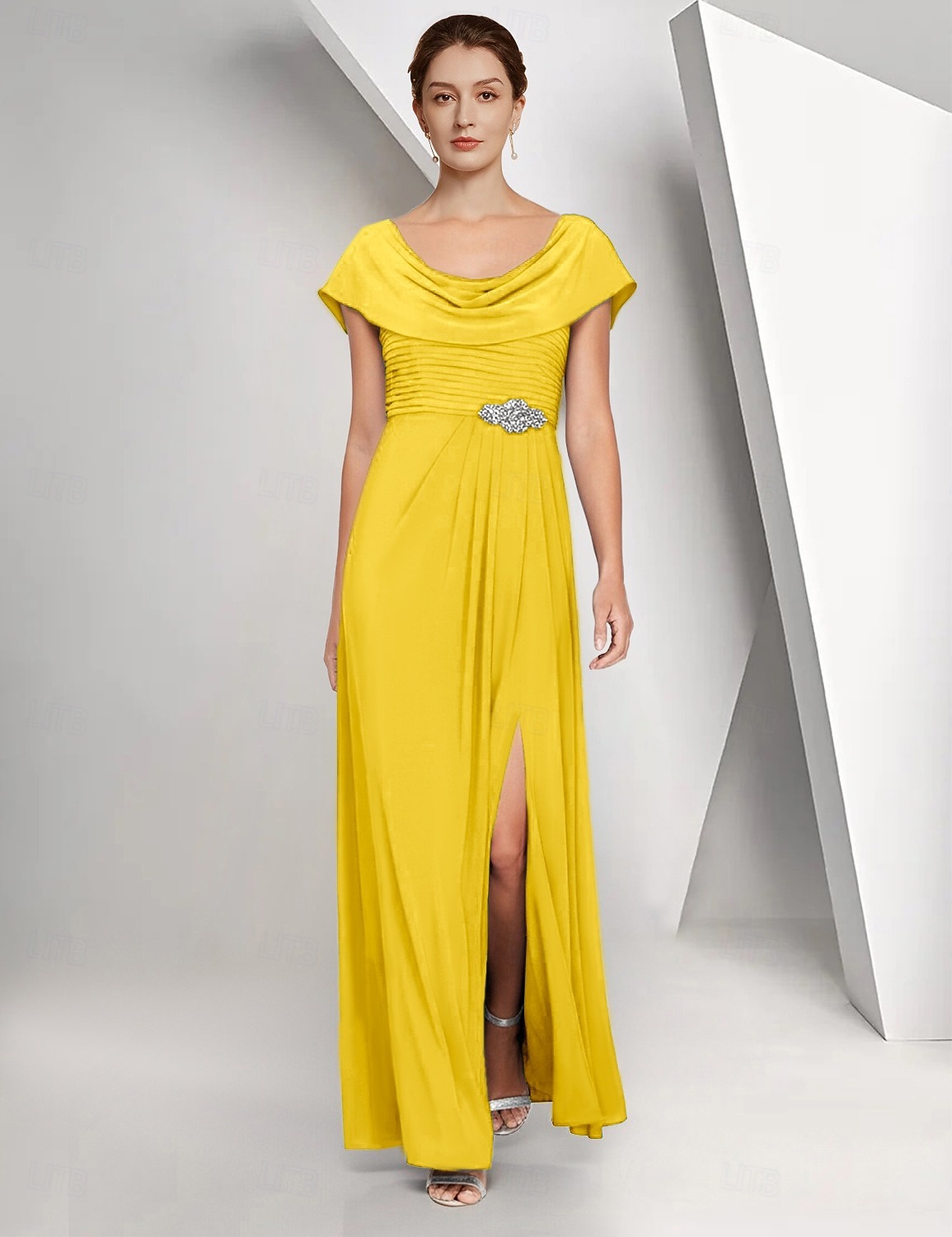 A-Line Floor Length Wedding Guest Dress Chiffon Dress Formal Dresses Mother of the Bride Dress Cap Sleeve Crew Neck Elegant Simple Wedding Guest Semi Formal Chiffon with Crystals 2026 - $172.99 –P5