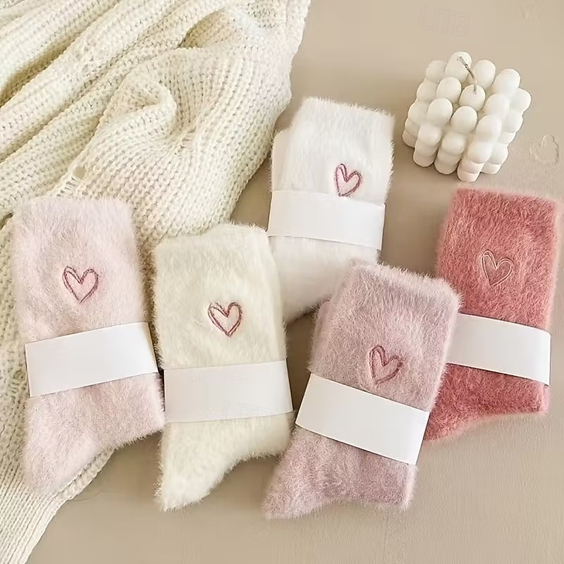 5 perechi de sosete din fleece coralin femei – sosete calde groase până la jumătatea gambei pentru iarnă cu broderie în formă de inimă sosete confortabile pentru acasă alegere de cadou pentru vreme 2026 - $13.99 –P6