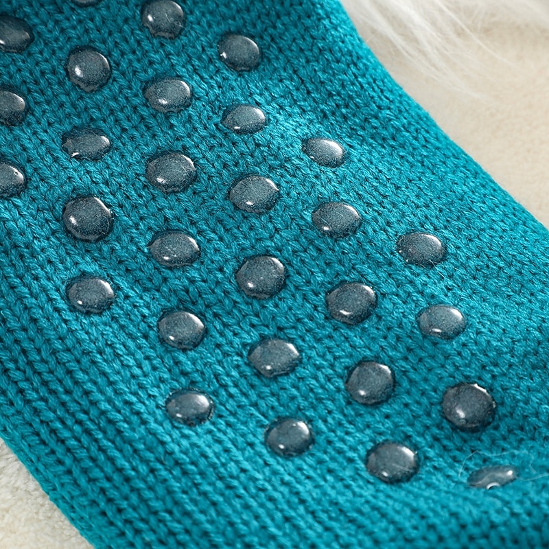 Calcetines de cachemira ultra gruesos para mujer, calcetines de casa suaves y antideslizantes con agarre, calcetines navideños cálidos y acogedores, calcetines de invierno suaves e inherentes. 2026 - $21.99 –P8