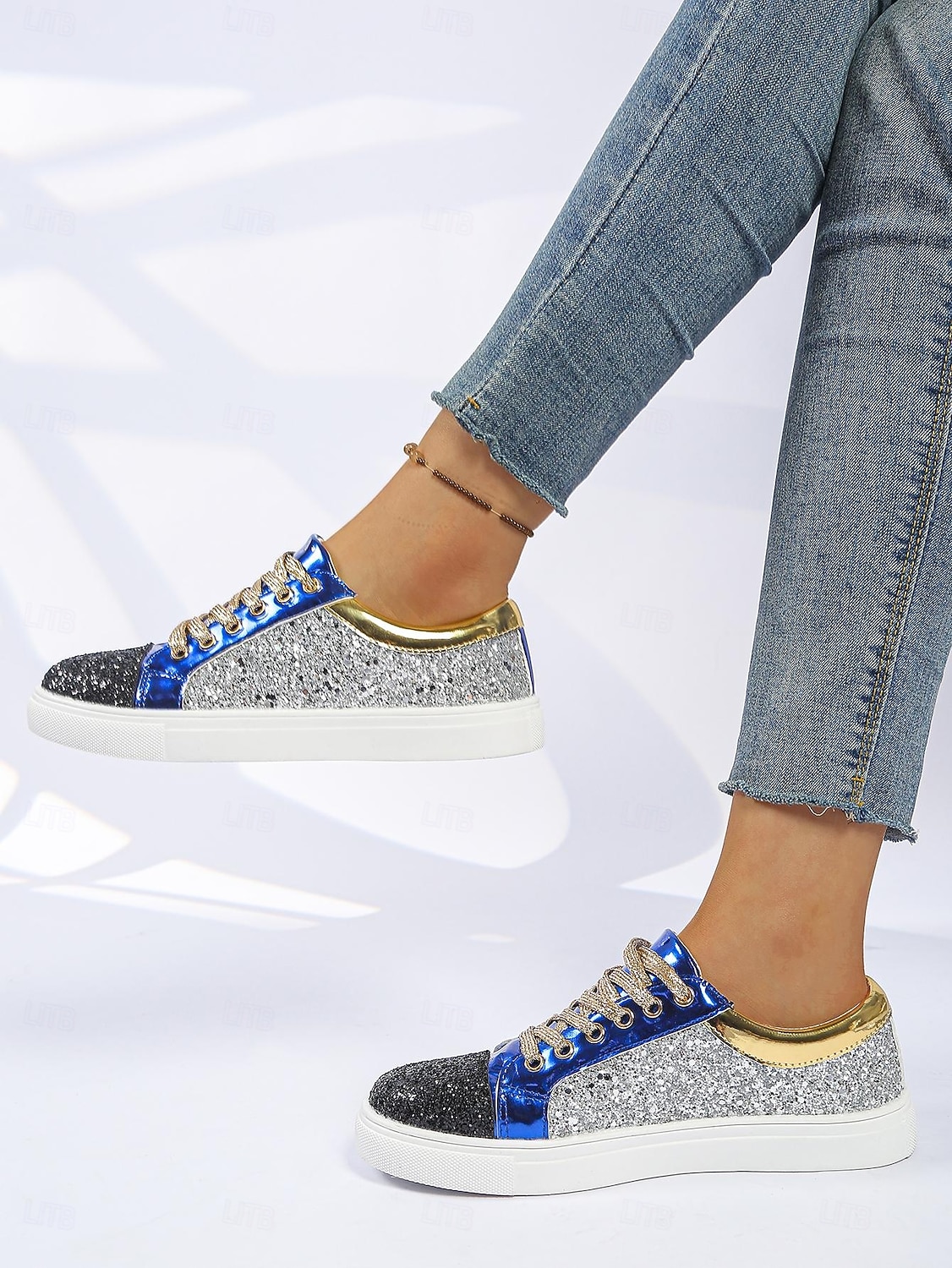 Pentru femei Casual Toc Drept Vârf rotund Casual Imitație Piele Dantelat Argintiu Roșu+albastru 2026 - $34.99 –P16