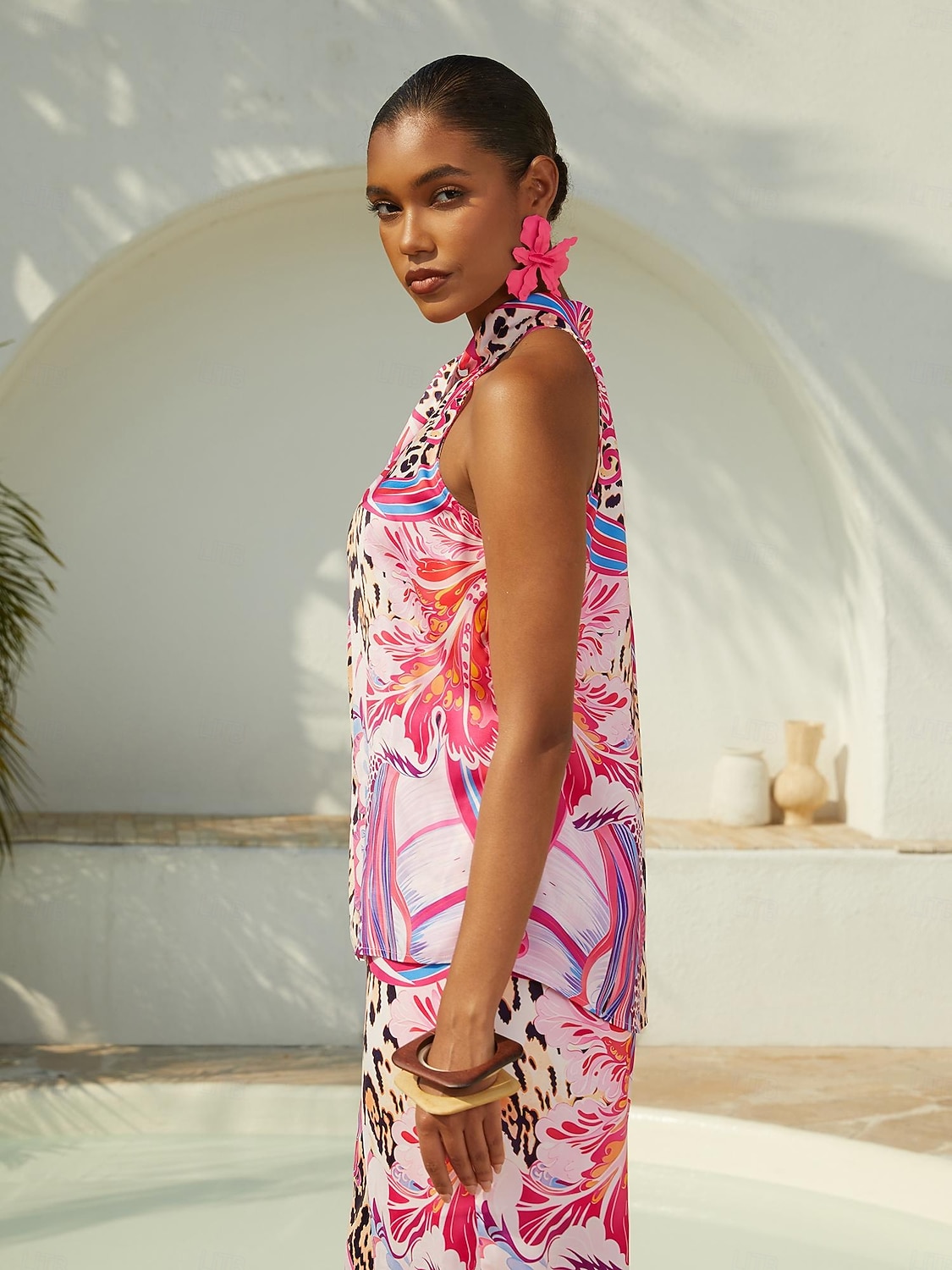 Top de tirantes rosa con estampado paisley y satén sedoso de Blush&Beast 2026 - $56.99 –P2