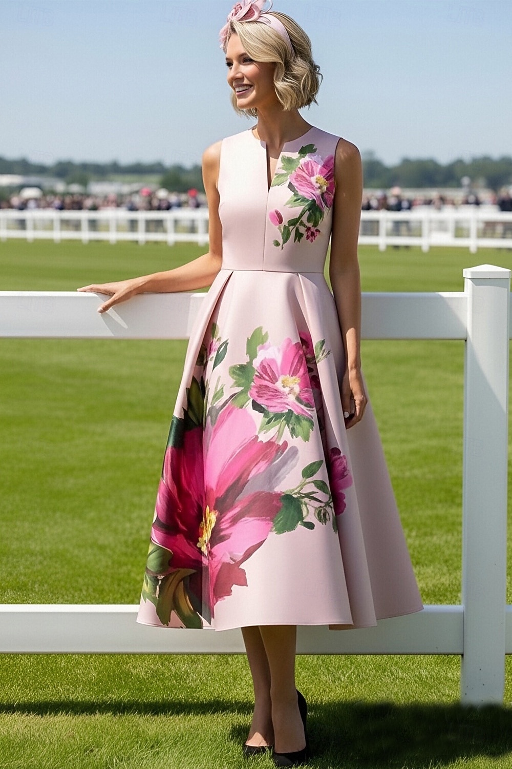 Linea ad A Lunghezza Tè Abito Derby Abito da cerimonia per signora Senza Maniche Scollo a V Elegante Vintage Derby del Kentucky Raso con Fiore Stampa del 2026 a $183.99 –P1