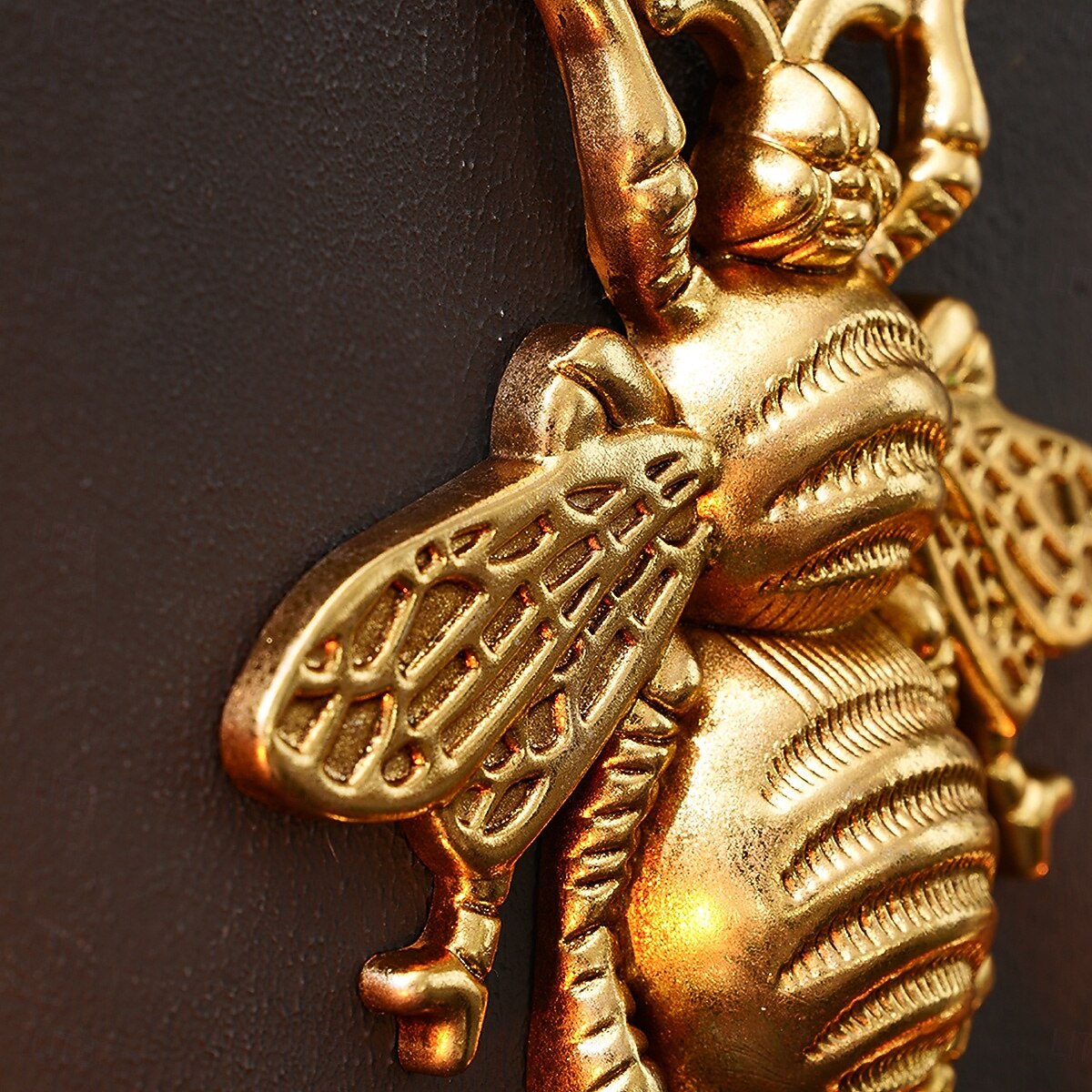 Wanddecoratie van een vliegende bij van hars, een uniek hangend ornament met insectenthema, perfect voor feestdecoratie, kamerdecoratie, woonaccessoires en wanddecoratie met een natuurlijke 2026 - $21.99 –P17