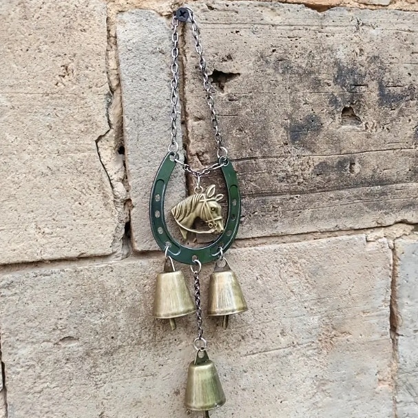 A Lucky Horseshoe Owl Wind Chime, Outdoor Iron Art Love Wind Chime, Vintage Horseshoe Design, Valentine's Day Iron Nail Wind Chime Home Decoration for Good Luck in Love, Perfect Garden Ornament 2026 - $10.99 –P10