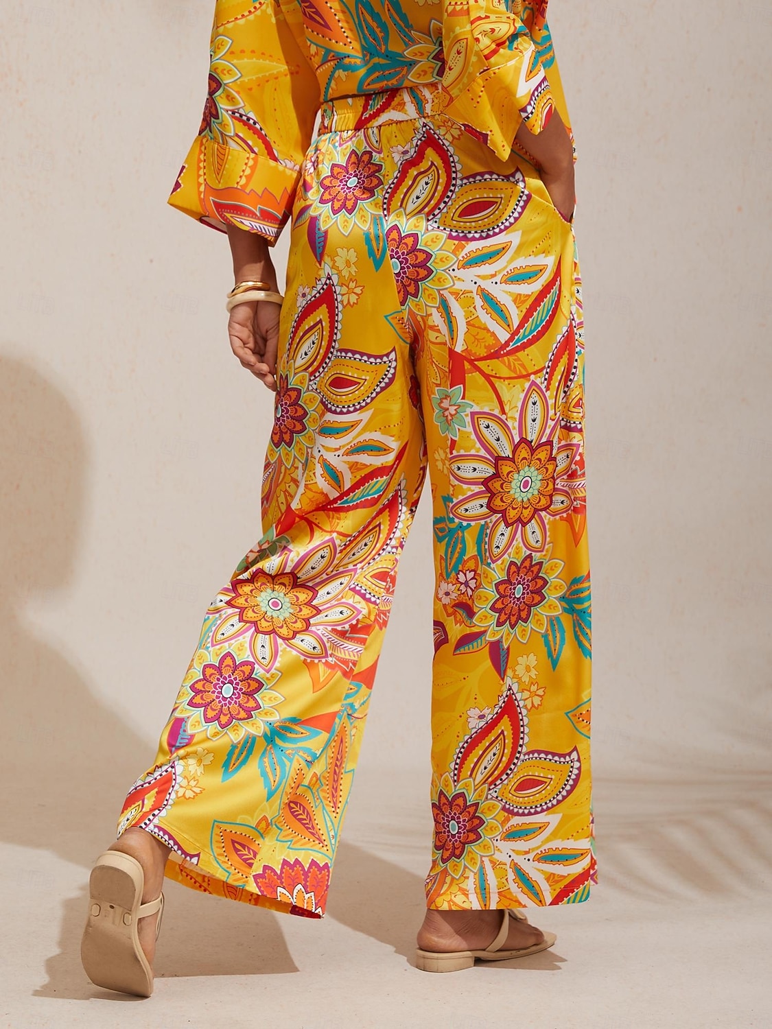 Seidene Boho-Hose mit Paisley-Muster und weitem Bein 2026 - $79.99 –P1