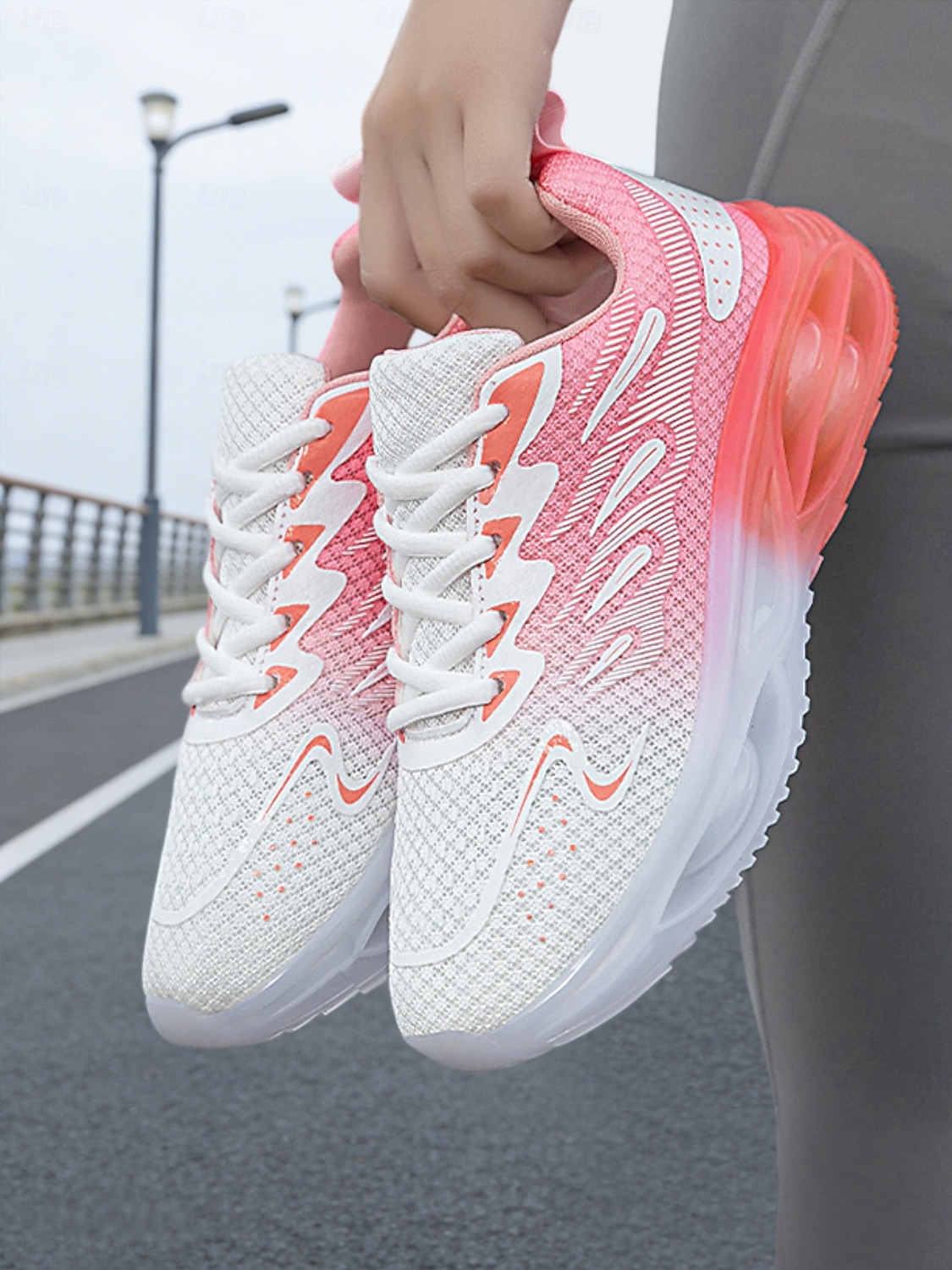 Tênis feminino rosa com amortecimento a ar – calçado leve em mesh com degradê rosa, design respirável, confortável para corrida, caminhada, treinos na academia e uso casual. de 2026 por $32.99 –P5