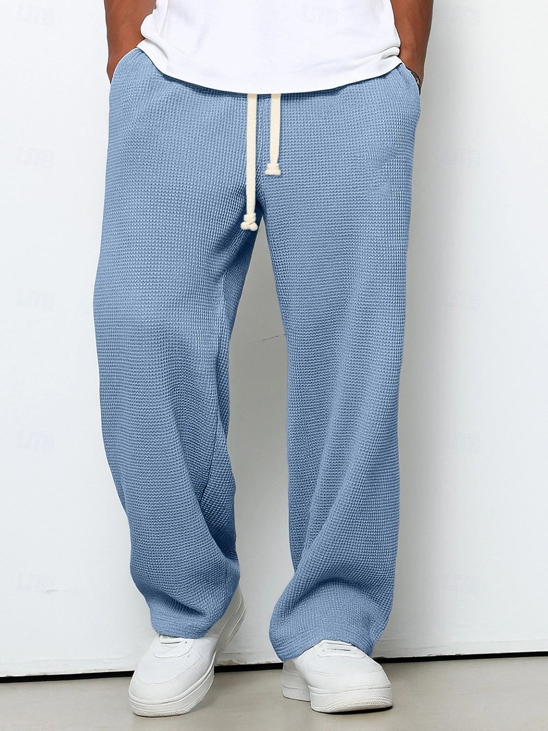 Homme Pantalon de survêtement droit Pantalon gaufré Cordon de serrage Treillis Respirant Longueur complète Occasionnel Quotidien Lisse Marron Sapin Noir Micro-Élastique de 2026 ? $25.99 –P1