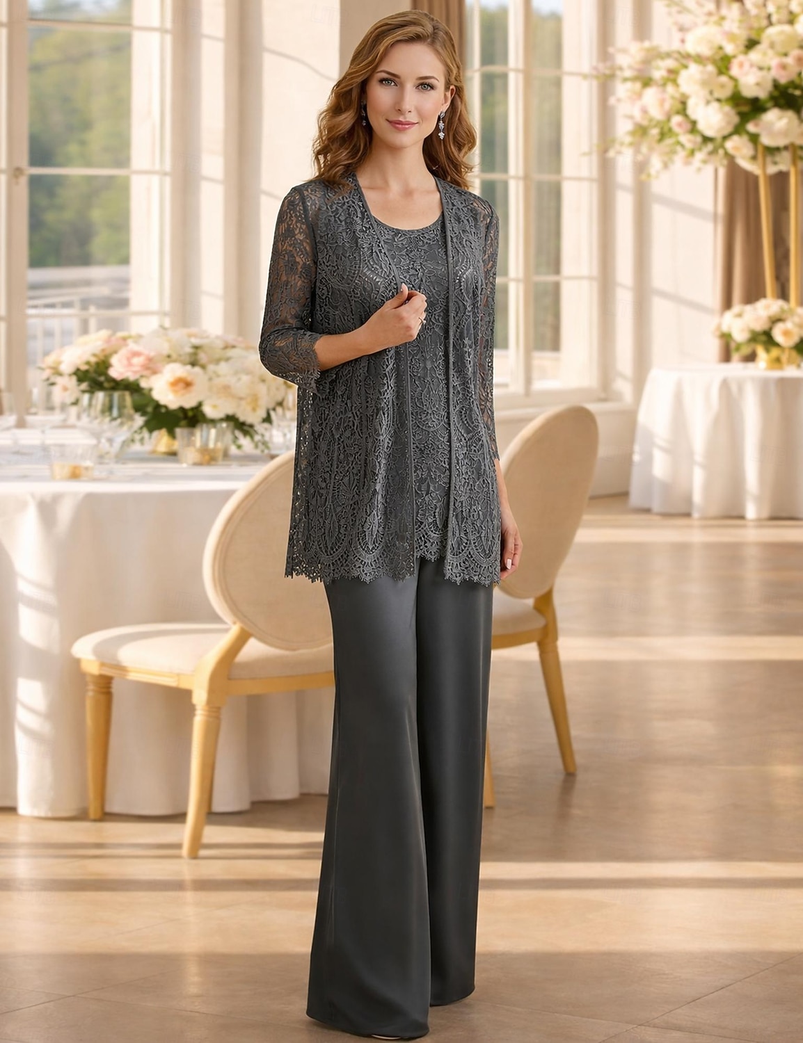 Tuta Completo Pantalone Tre Pezzi Lunghezza al pavimento Abito da cerimonia per signora Senza Maniche Collo gioiello Elegante Taglie Forti Con Stola Formale Ospite di nozze Ricevimento di matrimonio del 2026 a $195.99 –P1