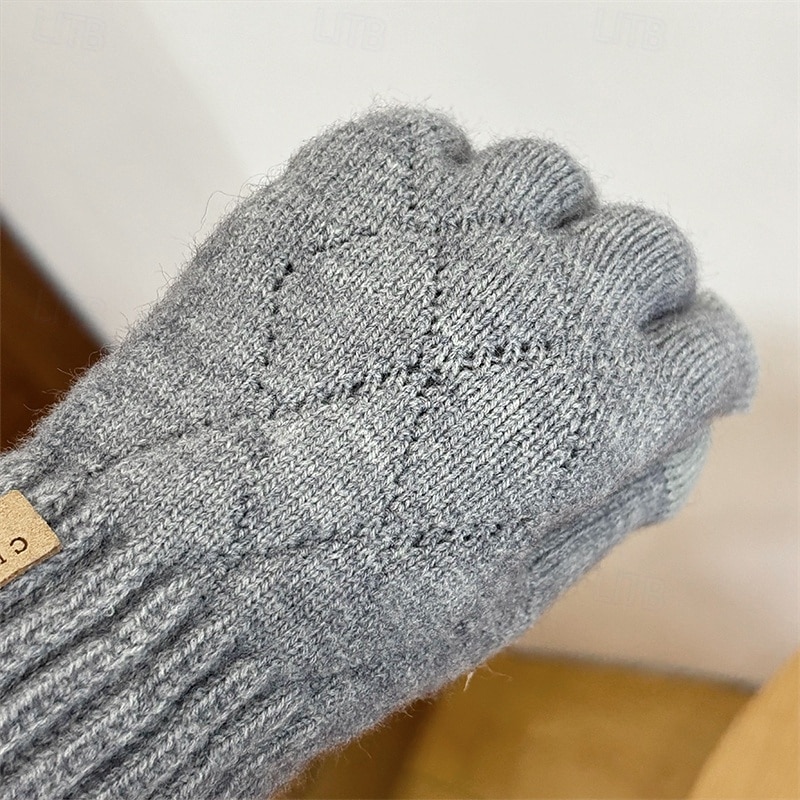 Herre 1 par Vinterhansker Strikkede hansker Fingerløse hansker Sport Mote Sport og friluft Hansker Hold Varm Helfarge Høst Svart Navyblå Lysegrå Mørkegrå 2026 - $12.49 –P8