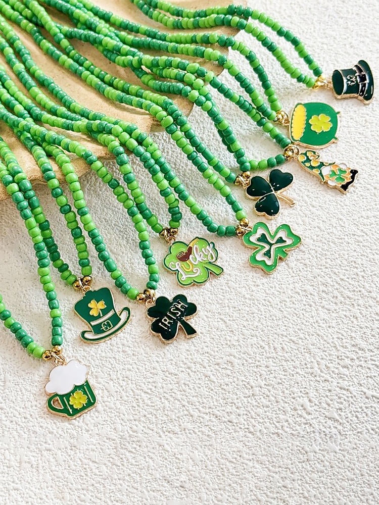 Dámský náhrdelník s trojlístkem ze slitiny a akrylu s různými styly přívěsků, zelené korálky, ideální na Den svatého Patrika i na každodenní nošení 2026 - $7.99 –P5