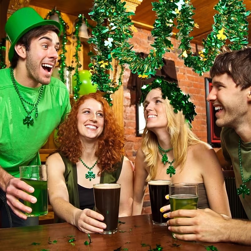 2 db összesen 10 méteres Szent Patrik-napi metál drótfüzér - lóhere és lóhere mintás, zöld és arany metál csavart, alkalmas ír parti otthoni dekorációra 2026 - $16.99 –P5