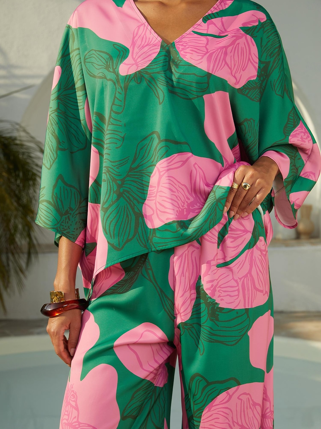 Vacation Contrast Geometric Print Dolman Sleeve Satin Top 2026 - $67.99 –P8