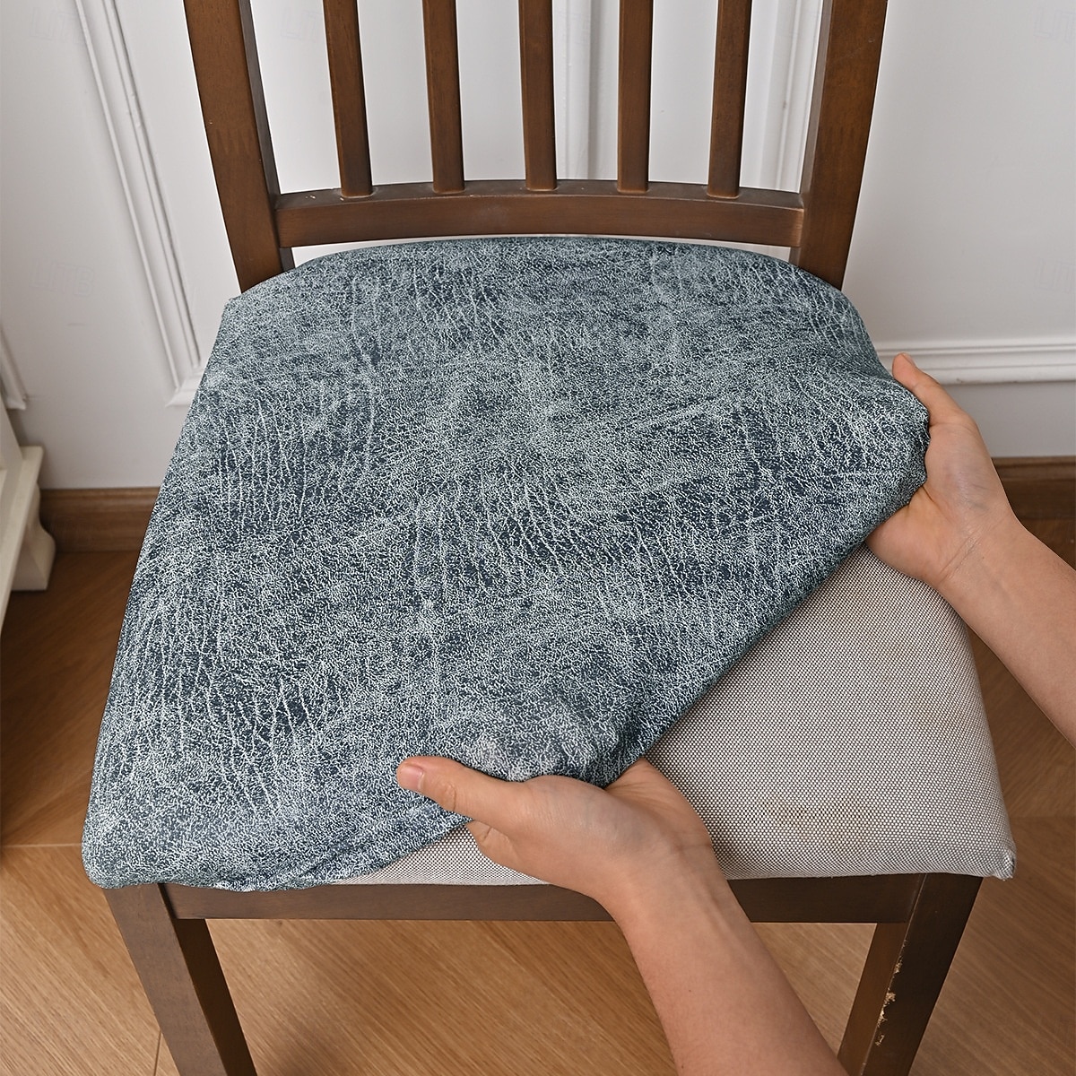 Elastische, wasserdichte Stuhlhussen (1/4/6er-Pack), staubdicht und kratzfest, universeller Stuhlschutz, strapazierfähiger und stilvoller Sitzbezug für Esszimmerstühle und Hocker. 2026 - $8.49 –P6