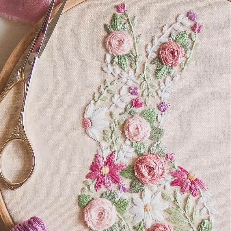 Conejito en flor, patrón de bordado de Pascua en PDF 2026 - $15.49 –P4