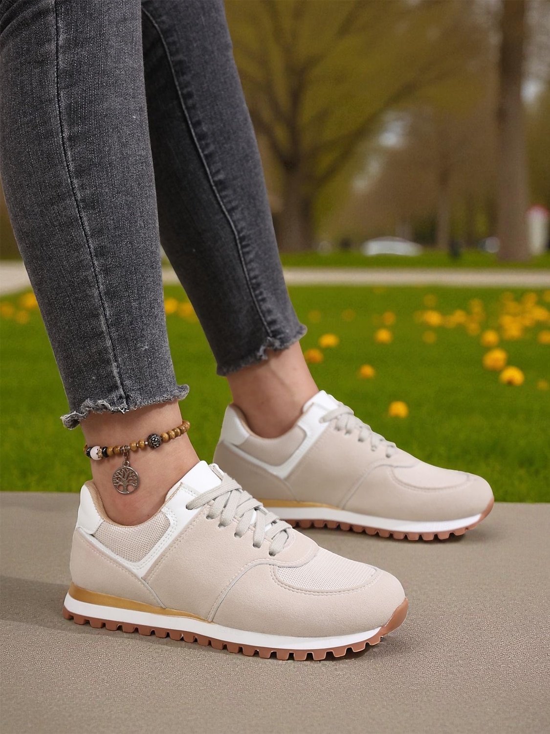 Sneakers da jogging classiche retrò beige da donna – scarpe da passeggio casual basse con lacci e suola antiscivolo per l'uso quotidiano, la scuola e i viaggi del 2026 a $32.99 –P4