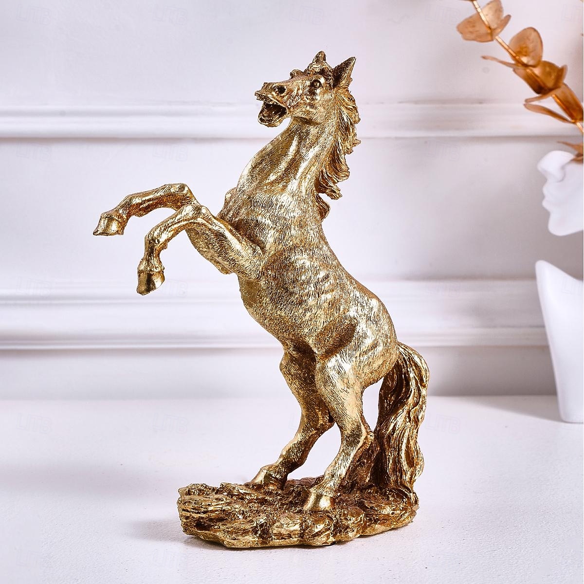 gyllen hoppende hest i harpiks, håndmalt skrivebordspynt, hjemmedekorasjon av månenyttår, festdekorasjon, hestestatue som gave til festlig feiring 2026 - $32.99 –P4