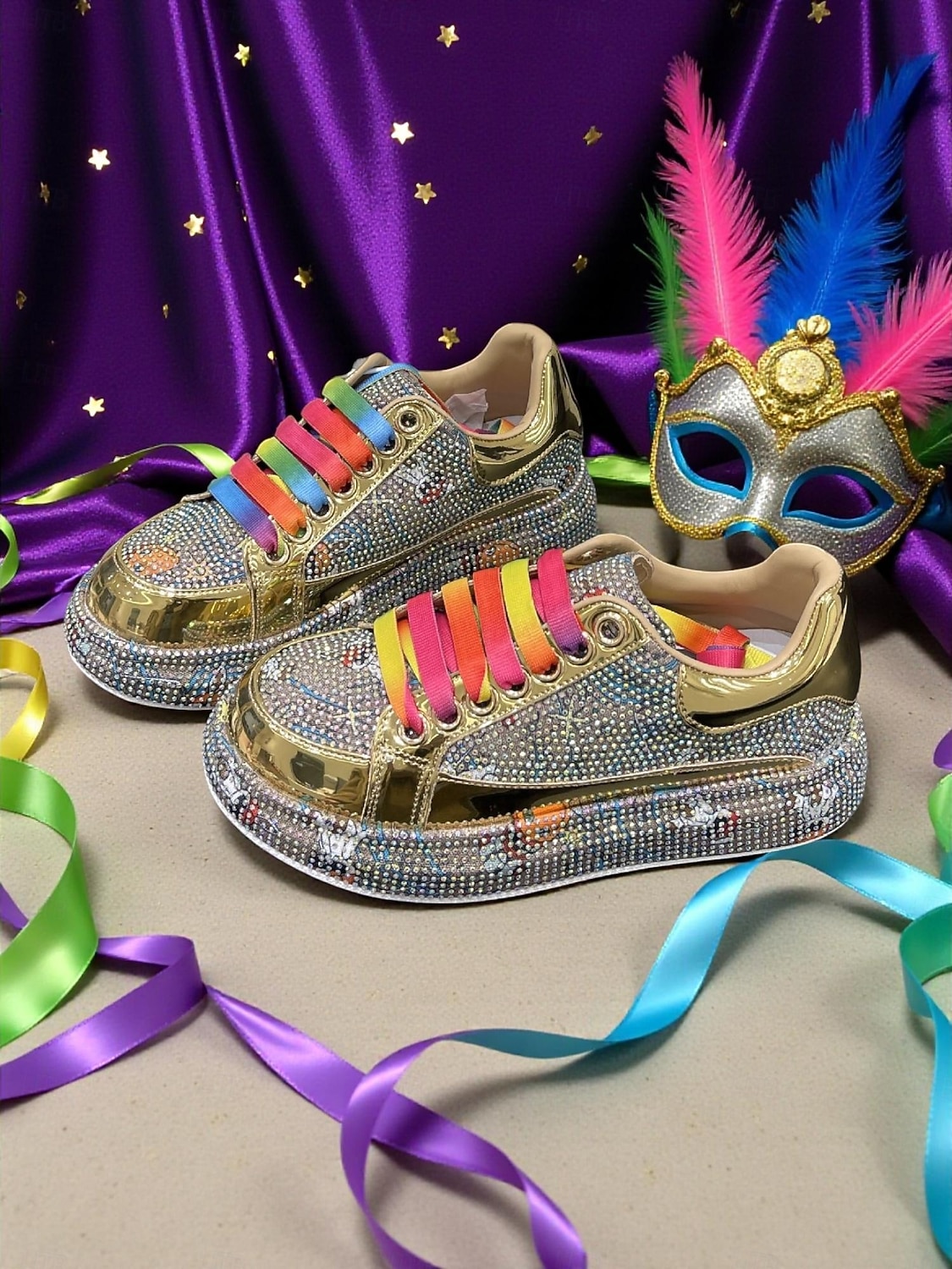 Naisten Mardi Gras sateenkaari rhinestone-lenkkarit metallinhohtoisilla kultaisilla yksityiskohdilla – Rohkeat ja kimaltelevat täydelliset karnevaaleihin naamiaisjuhliin festivaaleille ja katutyylille 2026 - $79.99 –P2