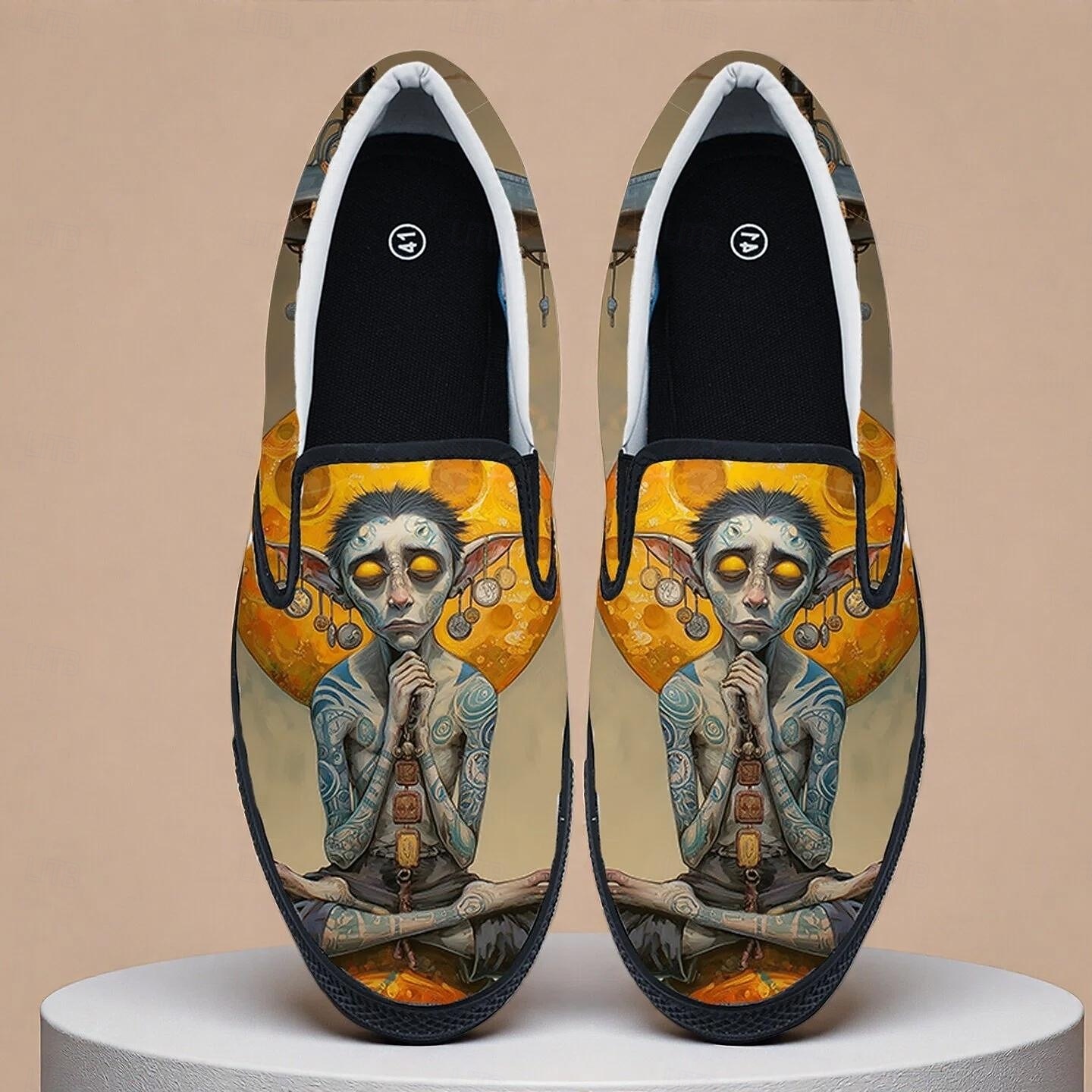 Męskie kreatywne wsuwane buty z nadrukiem ryby obcej Mardi Gras – artystyczny kolorowy design na karnawał i modne festiwale 2026 - $42.99 –P1