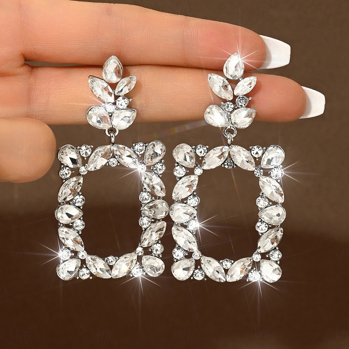 Women's Crystal Statement Drop Earrings, Elegant Geometric Rhinestone Dangle Earrings for Women, Sparkling Glamour Jewelry Perfect for Brides, Wedding Guests 2026 - $11.99 –P4