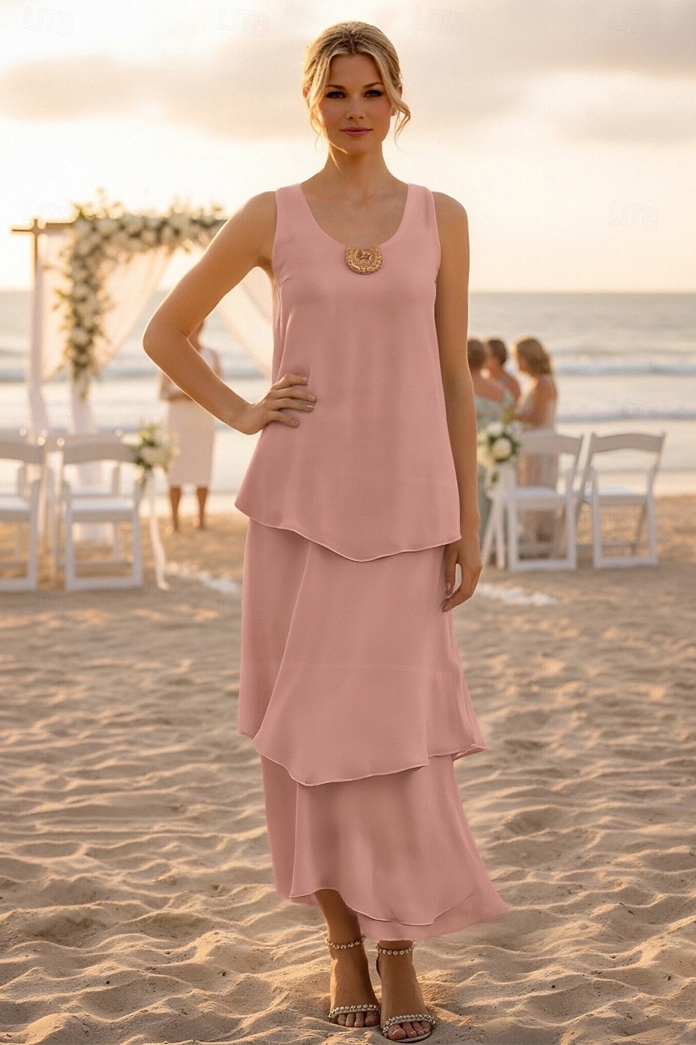 Tubinho Até o Tornozelo Vestido de convidada de casamento Vestido formal Tiered Dress Vestido Para Mãe dos Noivos Sem Manga Decote V Elegante Simples Convidado do casamento Semi formal Chiffon com de 2026 por €105.99 –P9