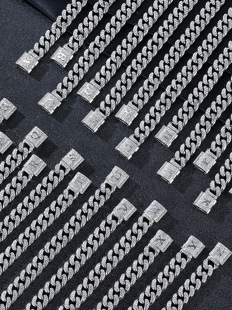 Herrarmband i legeringskedja med alfabetets initialer – personligt kristallbesatt armband för alla hjärtans dag, bröllop och presenter 2026 - $11.99 –P4