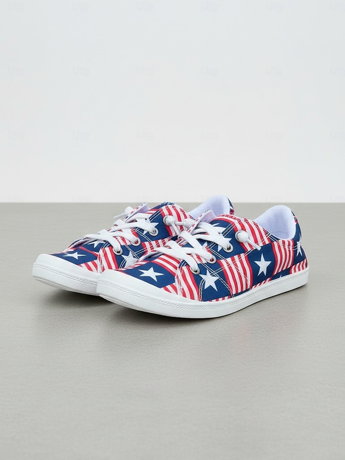 Sneakers patriottiche rosse e blu 250 femminili con lacci dell'anniversario dei 250 anni degli Stati Uniti - scarpe casual con stampa a stelle e strisce per la parata del Giorno dell'Indipendenza del 2026 a $34.99 –P1