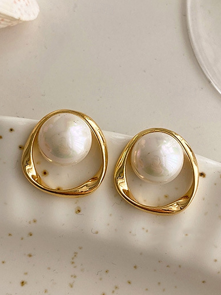 Vergulde oorbellen met imitatieparels voor dames, perfect voor bruiloften, diners en dagelijks gebruik – een elegant en chique ontwerp voor speciale gelegenheden. 2026 - $7.99 –P6