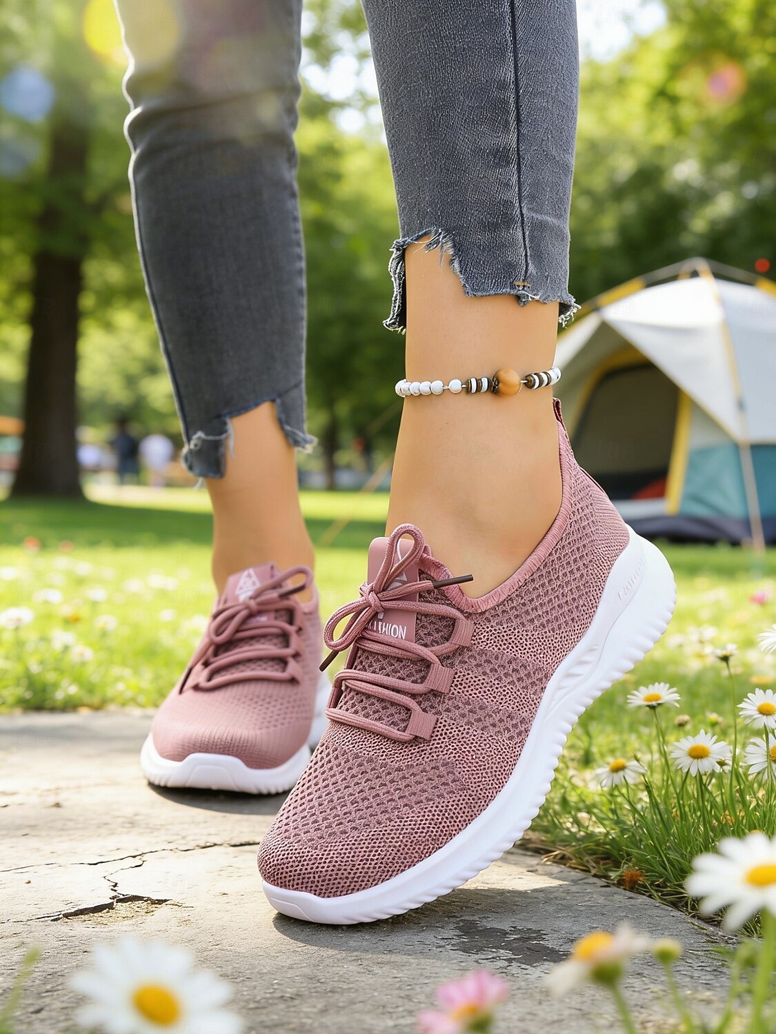 scarpe da passeggio leggere bianche in Flyknit da donna: comode sneakers traspiranti con lacci, adatte per tutto il giorno, viaggi, fitness, lavoro e uscite informali del 2026 a $26.99 –P3