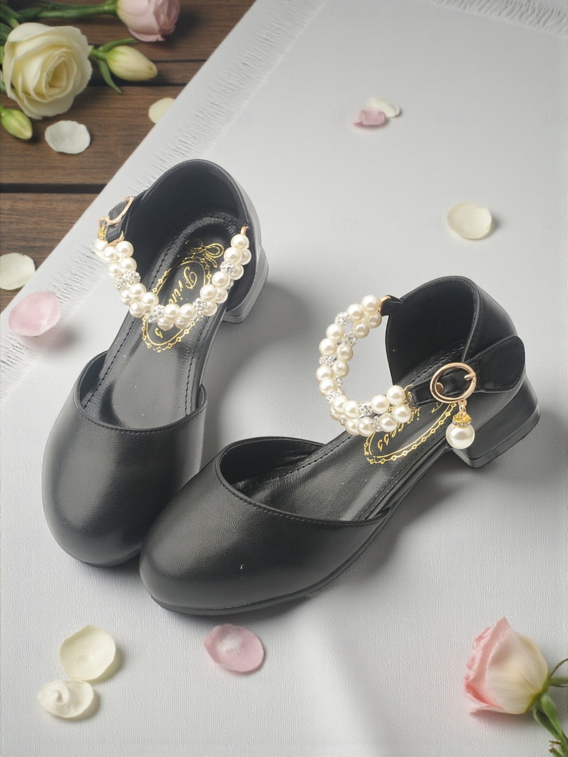 Chaussures de demoiselle d'honneur pour enfant, couleur ivoire, ornées de perles et de strass, avec bride cheville et petit talon rembourré. Élégantes chaussures de princesse, parfaites pour les de 2026 ? $42.99 –P4