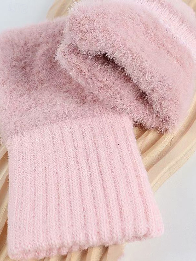 Guantes elásticos de piel sintética para mujer: disponibles en varios colores, suaves y acogedores, perfectos para el invierno y salidas informales. 2026 - $7.99 –P5