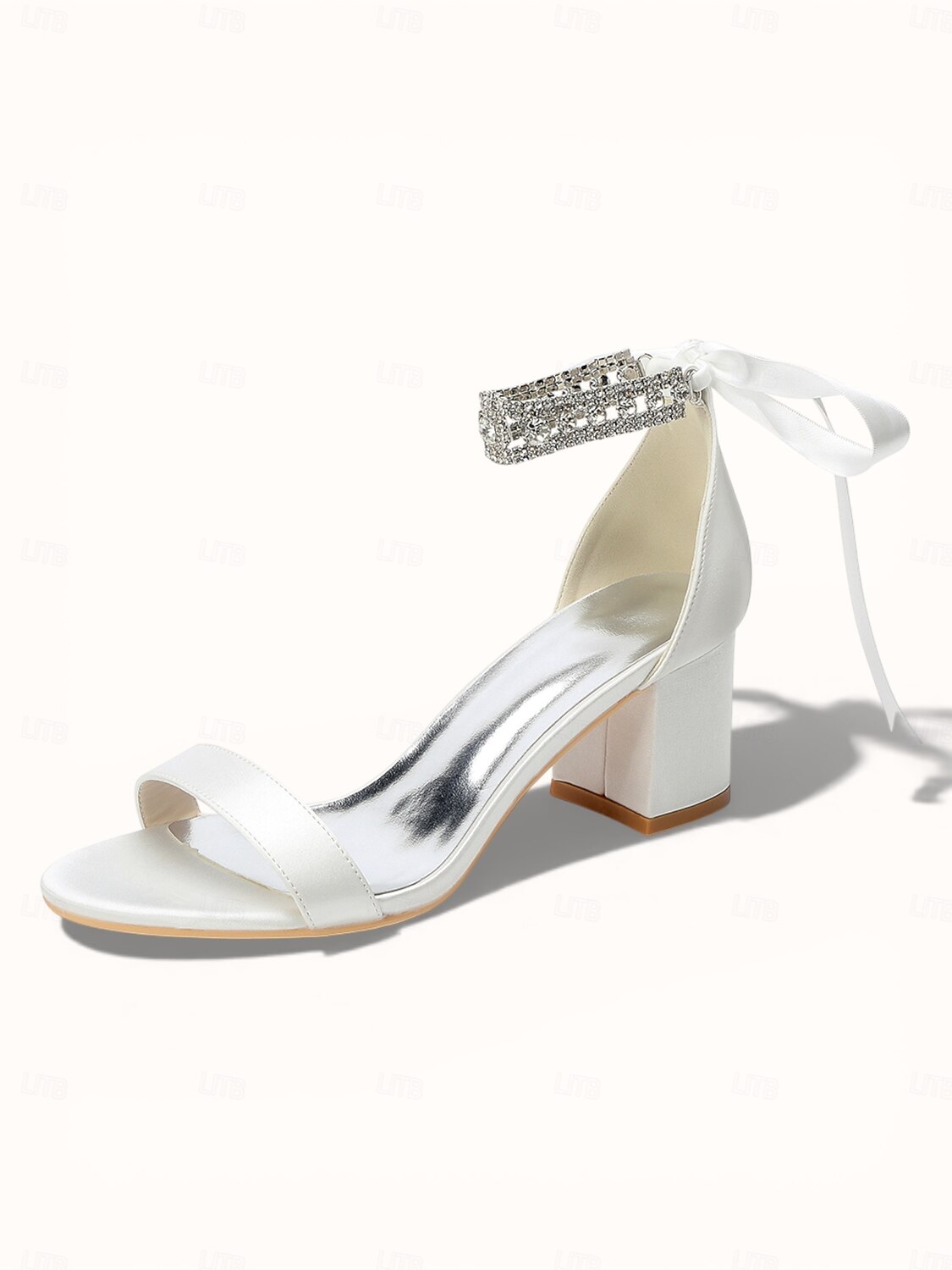 sandali da donna con tacco a blocco color argento, scarpe da sposa aperte con cinturino alla caviglia in cristallo per matrimoni in chiesa del 2026 a $64.99 –P4