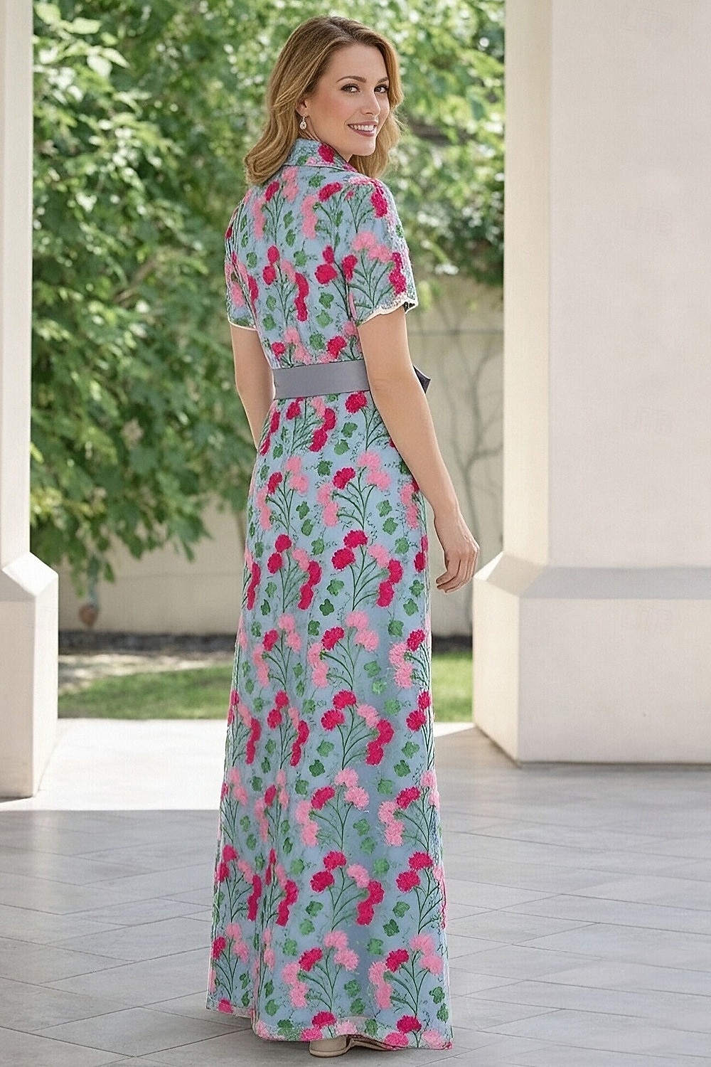 Linea ad A Lunghezza al pavimento Abito da invitata a nozze Abito da cerimonia per signora Manica Corta Colletto a Camicia Elegante Formale Derby del Kentucky Semi-Formale Pizzo con Ricamo del 2026 a $182.99 –P3