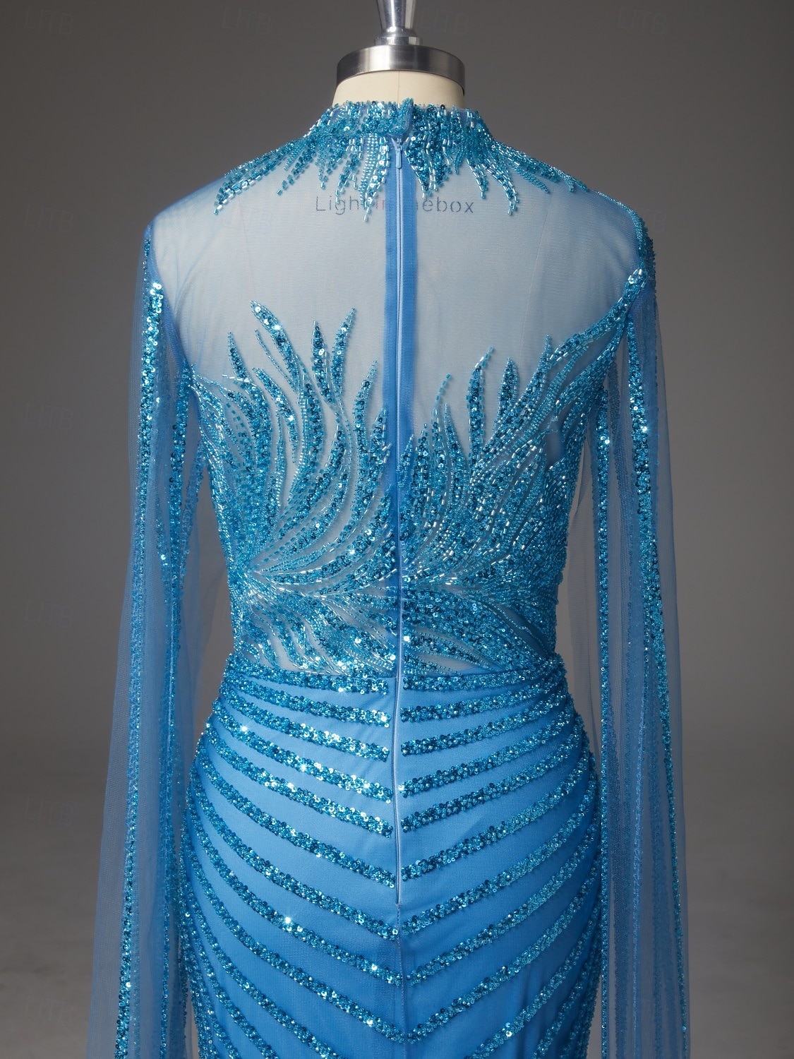 Tubino Colonna Strascico a Terra Perline ricamate Abito Formale Abito da madre della sposa Abito da Sera Elegante Scintillante Stile Celebrità Senza Maniche Girocollo Mascherata con Con perline del 2026 a $310.49 –P16