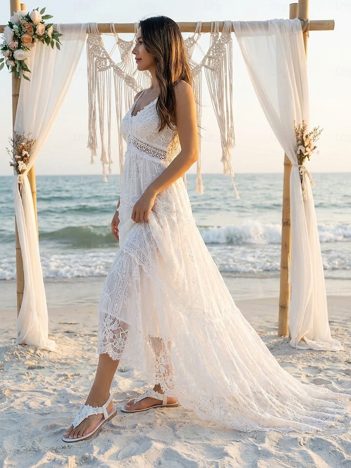 sandali da sposa da spiaggia con fiori bianchi da donna - infradito basse per la festa nuziale con dettagli floreali, comode scarpe da damigella per matrimoni estivi all'aperto del 2026 a $24.99 –P1