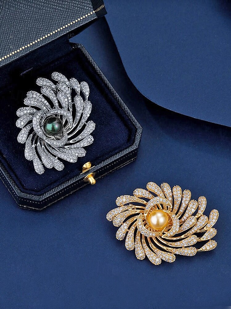 Spilla da donna in lega con perle finte, colori oro e argento, elegante design a spirale con fuochi d'artificio, perfetta per matrimoni e cene formali del 2026 a $11.99 –P4