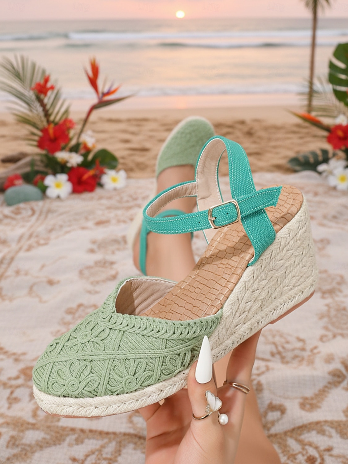 Espadrilles compensées blanches en dentelle pour femmes - élégantes sandales à plateforme crochetées à bout fermé et bride cheville, chaussures confortables pour les vacances d'été à la plage. de 2026 ? $32.99 –P5