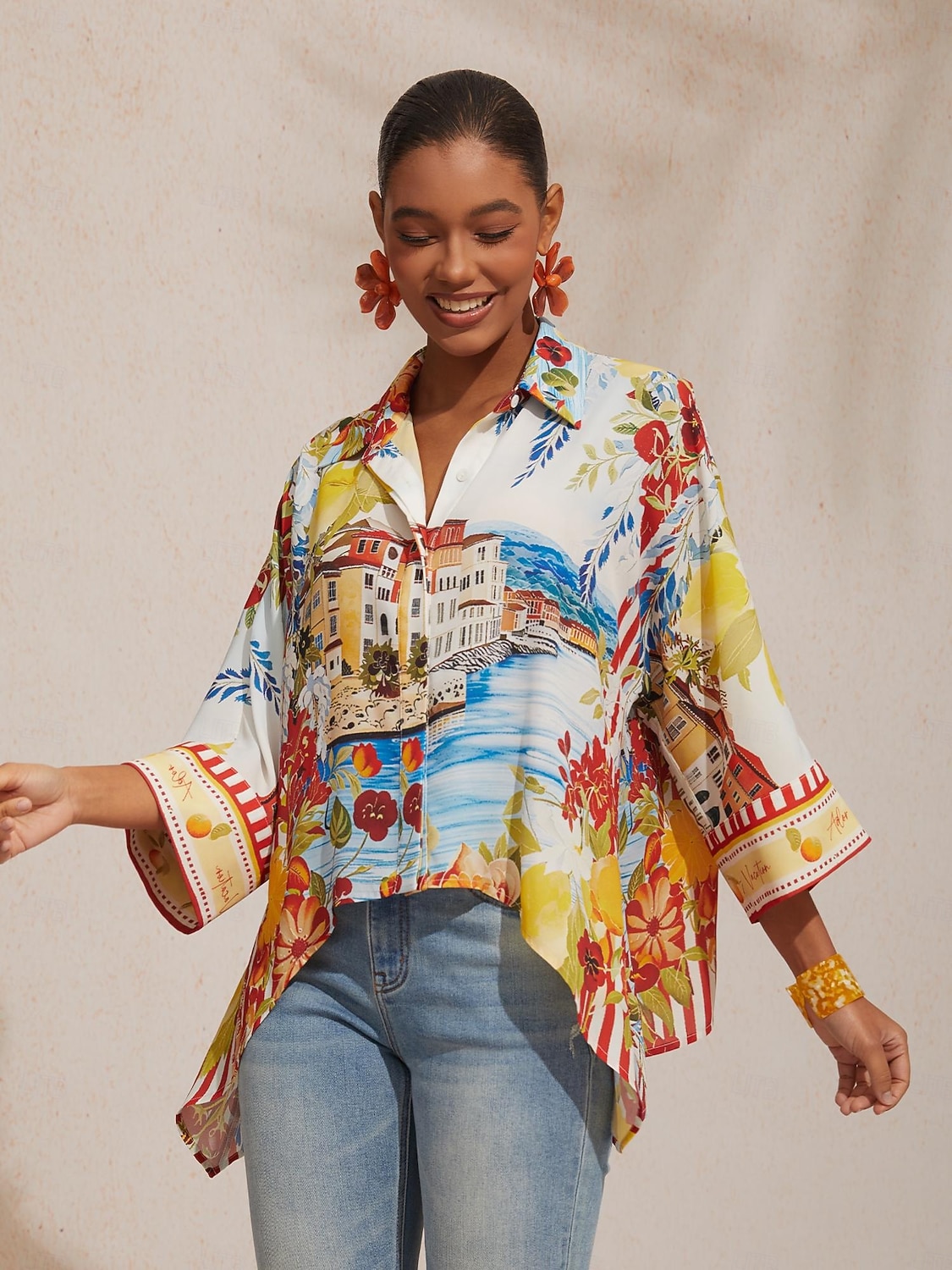 Sommerbluse aus fließendem Chiffon mit malerischem Blumenmuster im Santorini-Stil 2026 - $67.99 –P6