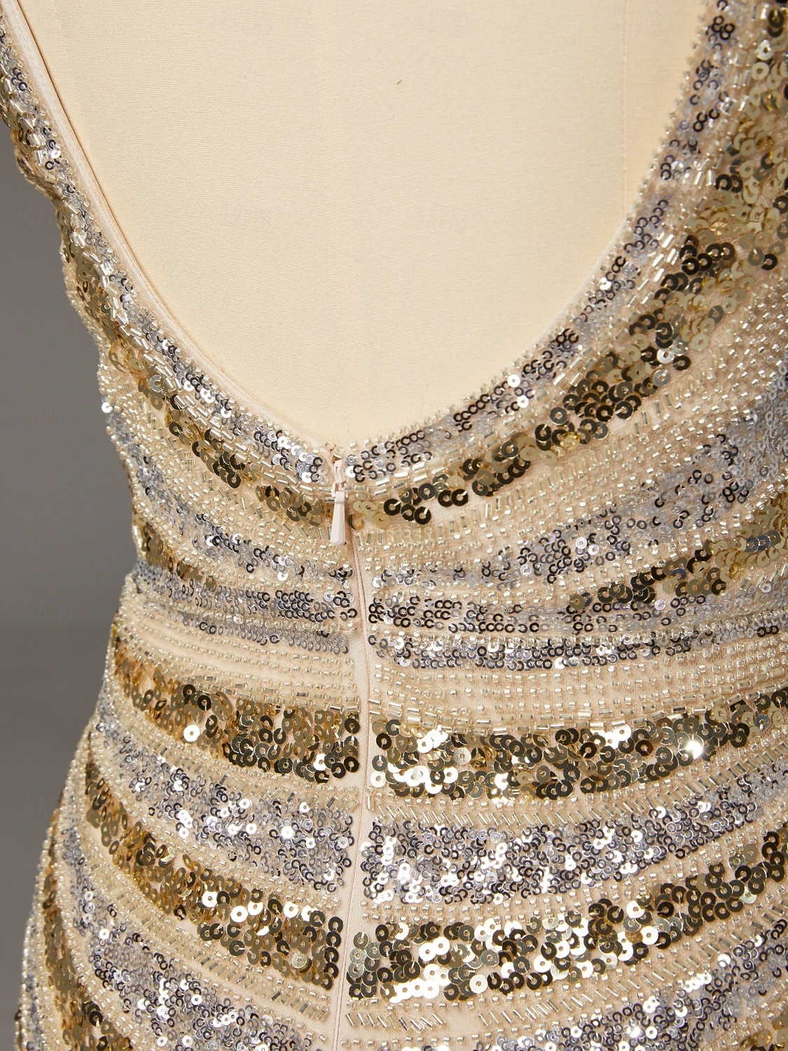 2026年 タイト／コラム スイープ／ブラシトレーン フロア丈 ウェディングゲストドレス フォーマルドレス イブニングガウン イブニングドレス エレガント きらびやかな セレブスタイル ノースリーブ Ｖネック パーティー 結婚式 バックレス ととも​​に グリッター素材 スパンコール スリット  コレクション – $241.99 –P11