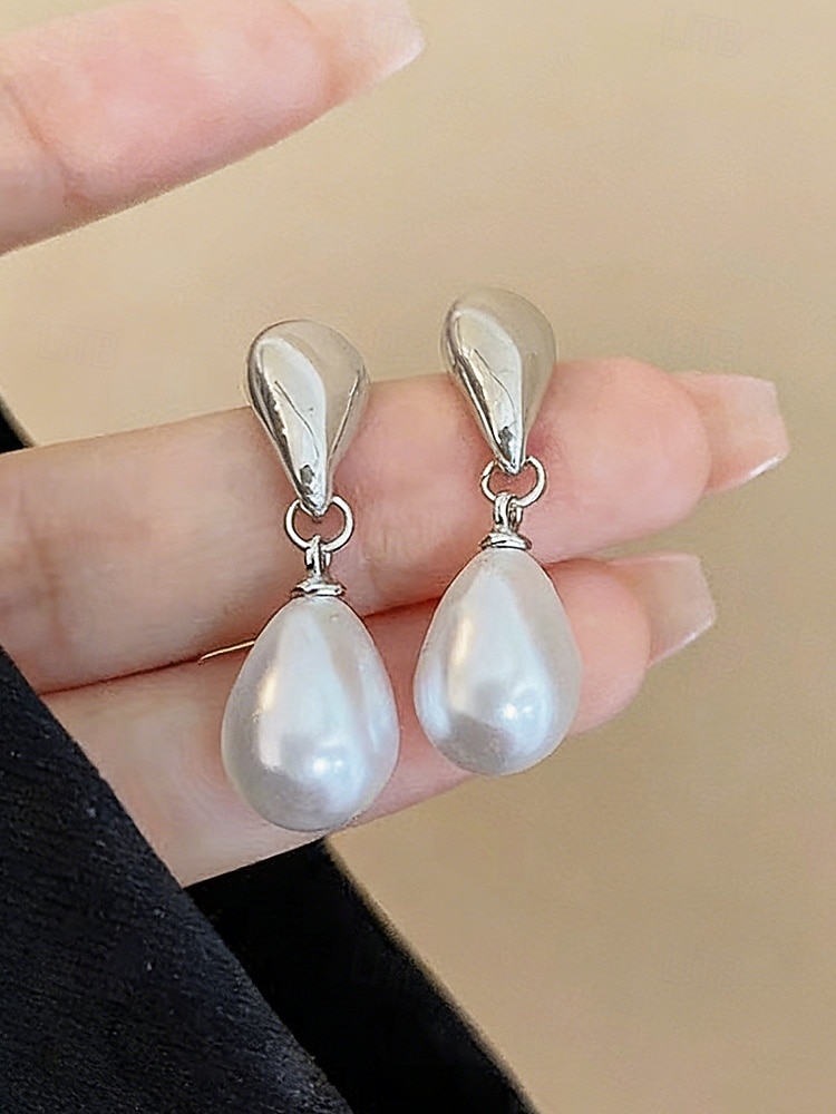 Øredobber med imiterte perler til dame – tilgjengelig i gull og sølv, elegant design for bryllup, kveldsarrangementer og hverdagsbruk 2026 - $7.99 –P9