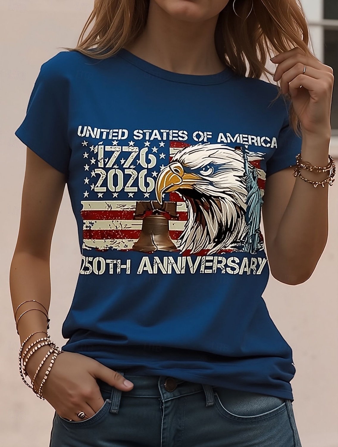 T-shirt blu con grafica patriottica per il Giorno dell'Indipendenza anniversario americano maniche corte collo rotondo bandiera nazionale vintage stiloso classico stampa del weekend blu del 2026 a $22.99 –P1