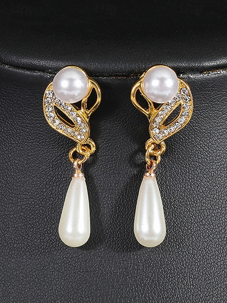 Elegantes Schmuckset aus Imitationsperlen für Damen, bestehend aus Halskette und Ohrringen in Gold- und Silberfarben mit Kristallakzenten, perfekt für Hochzeiten und festliche Anlässe. 2026 - $11.99 –P9