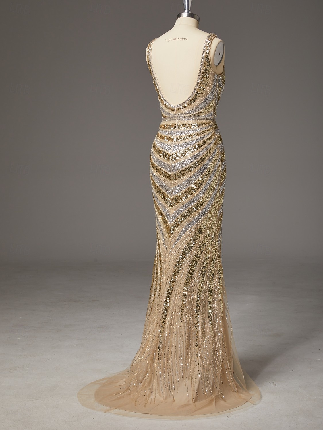 2026年 タイト／コラム スイープ／ブラシトレーン フロア丈 ウェディングゲストドレス フォーマルドレス イブニングガウン イブニングドレス エレガント きらびやかな セレブスタイル ノースリーブ Ｖネック パーティー 結婚式 バックレス ととも​​に グリッター素材 スパンコール スリット  コレクション – $241.99 –P9