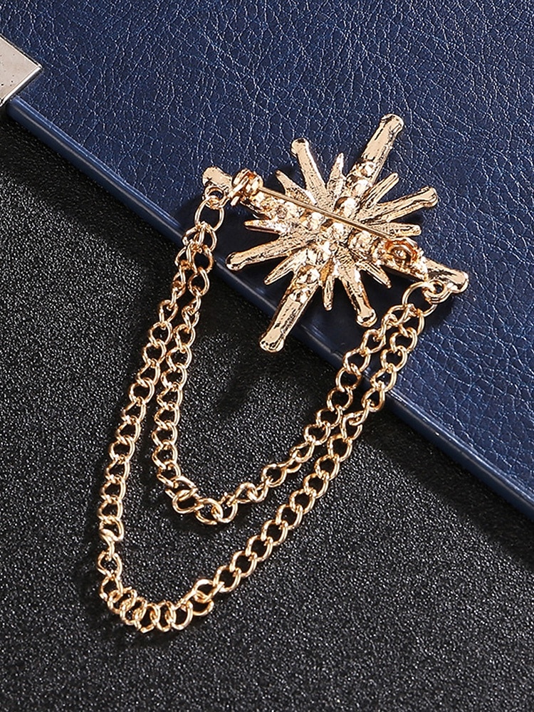 Broche masculino em liga de ouro e prata com design elegante e vintage, com cristal em formato de estrela e corrente dupla. Ideal para noivos, casamentos, Dia dos Namorados, festas formais e eventos noturnos. de 2026 por $7.99 –P5