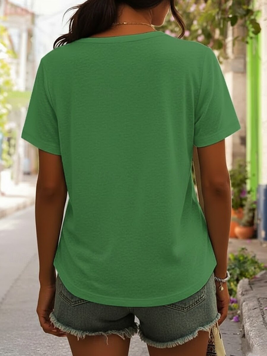 St. Patrick Damen T-Shirt Grafik Shamrock Vintage Stylisch Klassisch Kurzarm V-Ausschnitt Reguläre Oberteile Täglicher Druck Blau Schwarz Weiß Grün Grau Sommer Frühling 2026 - $21.99 –P2