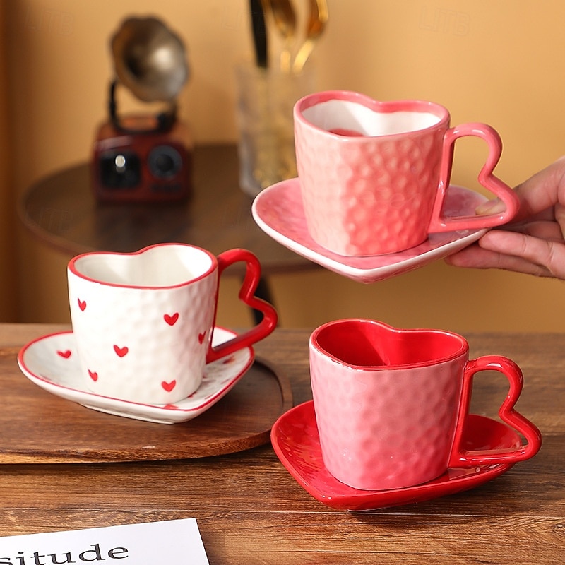 Hartvormige koffiemok van 295 ml – schattige keramische mok met hartje als accent, perfect voor Valentijnsdag, bruiloften, jubilea, romantische cadeaus, koffie, thee, warme chocolademelk, en als 2026 - $21.99 –P4