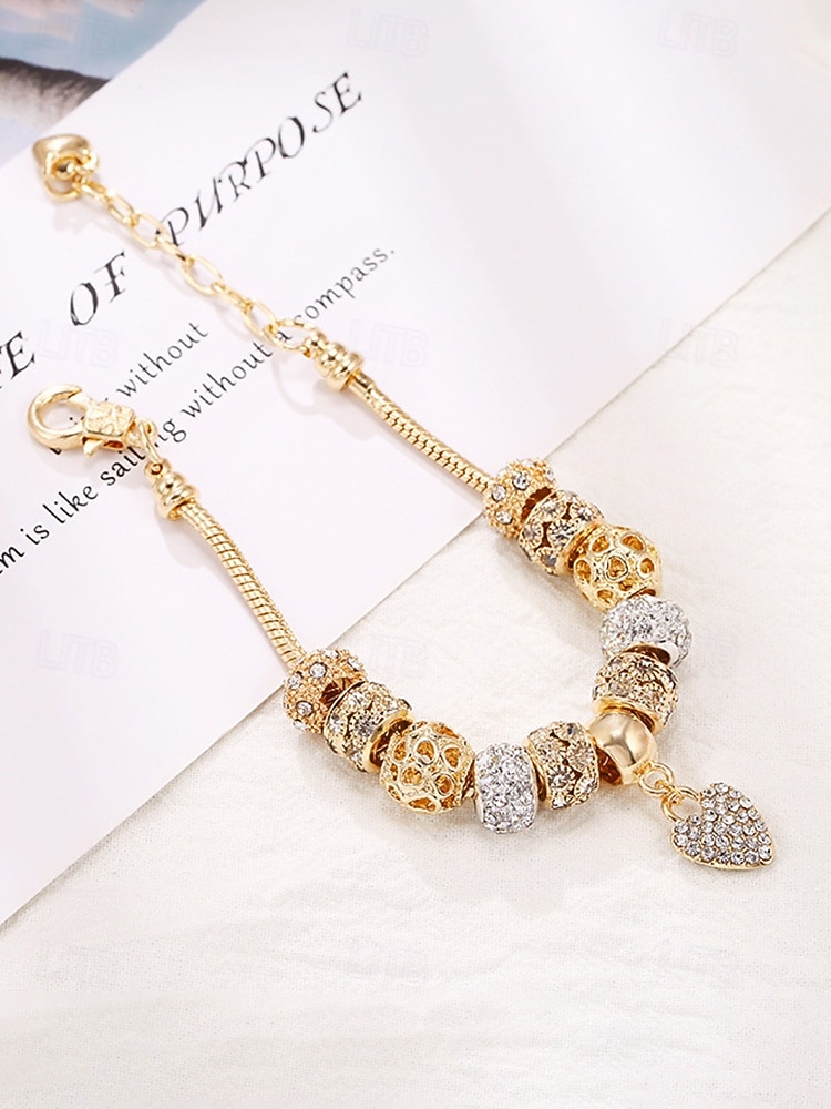 Dámský náramek s přívěskem ve tvaru srdce z lehké slitiny s třpytivými kubickými zirkony, ideální jako dárek k Valentýnu nebo pro každodenní nošení. 2026 - $11.99 –P5