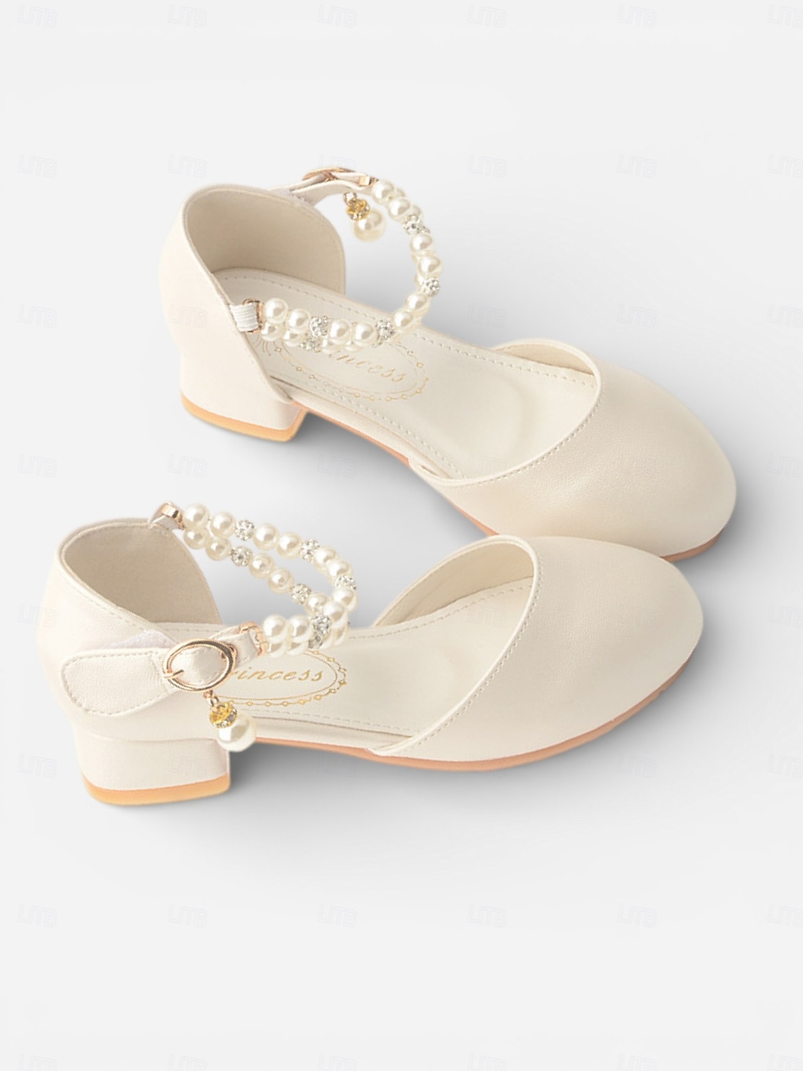 Chaussures de demoiselle d'honneur pour enfant, couleur ivoire, ornées de perles et de strass, avec bride cheville et petit talon rembourré. Élégantes chaussures de princesse, parfaites pour les de 2026 ? $42.99 –P1