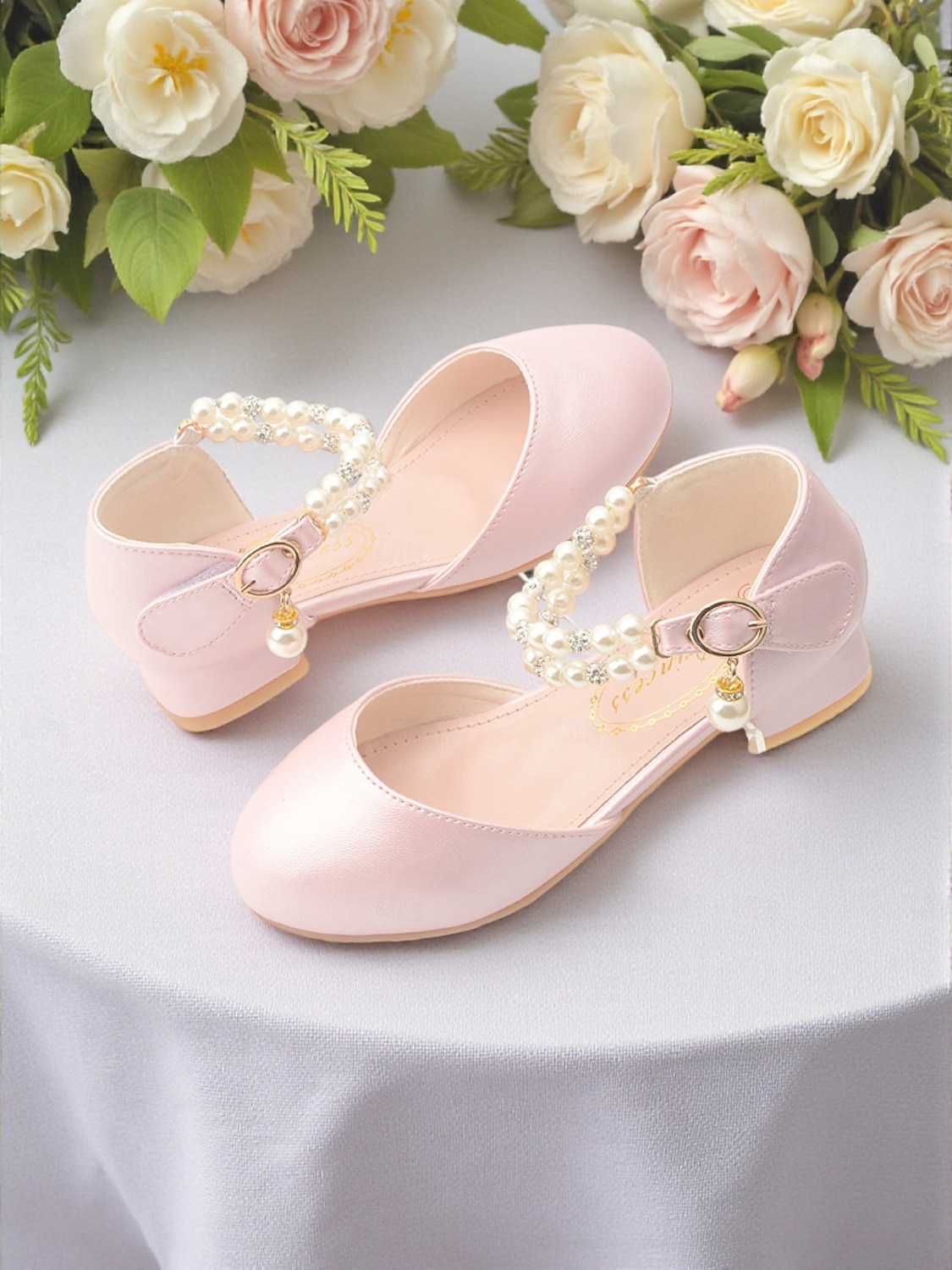 Chaussures de demoiselle d'honneur pour enfant, couleur ivoire, ornées de perles et de strass, avec bride cheville et petit talon rembourré. Élégantes chaussures de princesse, parfaites pour les de 2026 ? $42.99 –P5