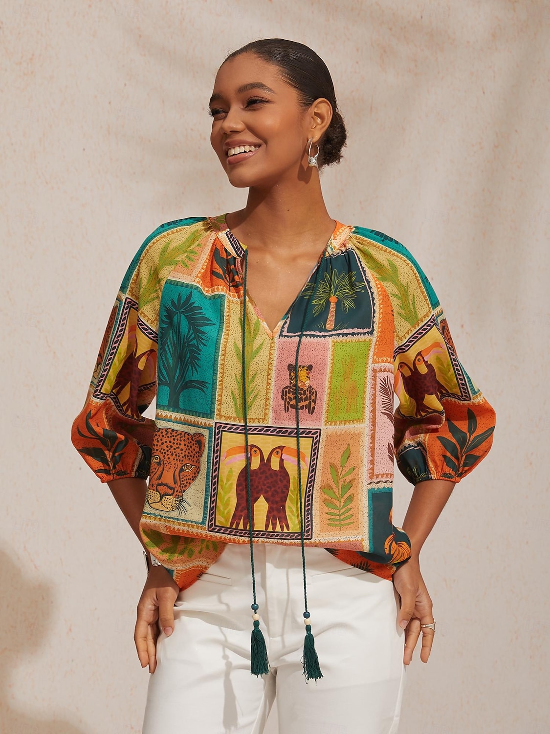 Top in chiffon ampio con motivo floreale tropicale per le vacanze del 2026 a $67.99 –P6